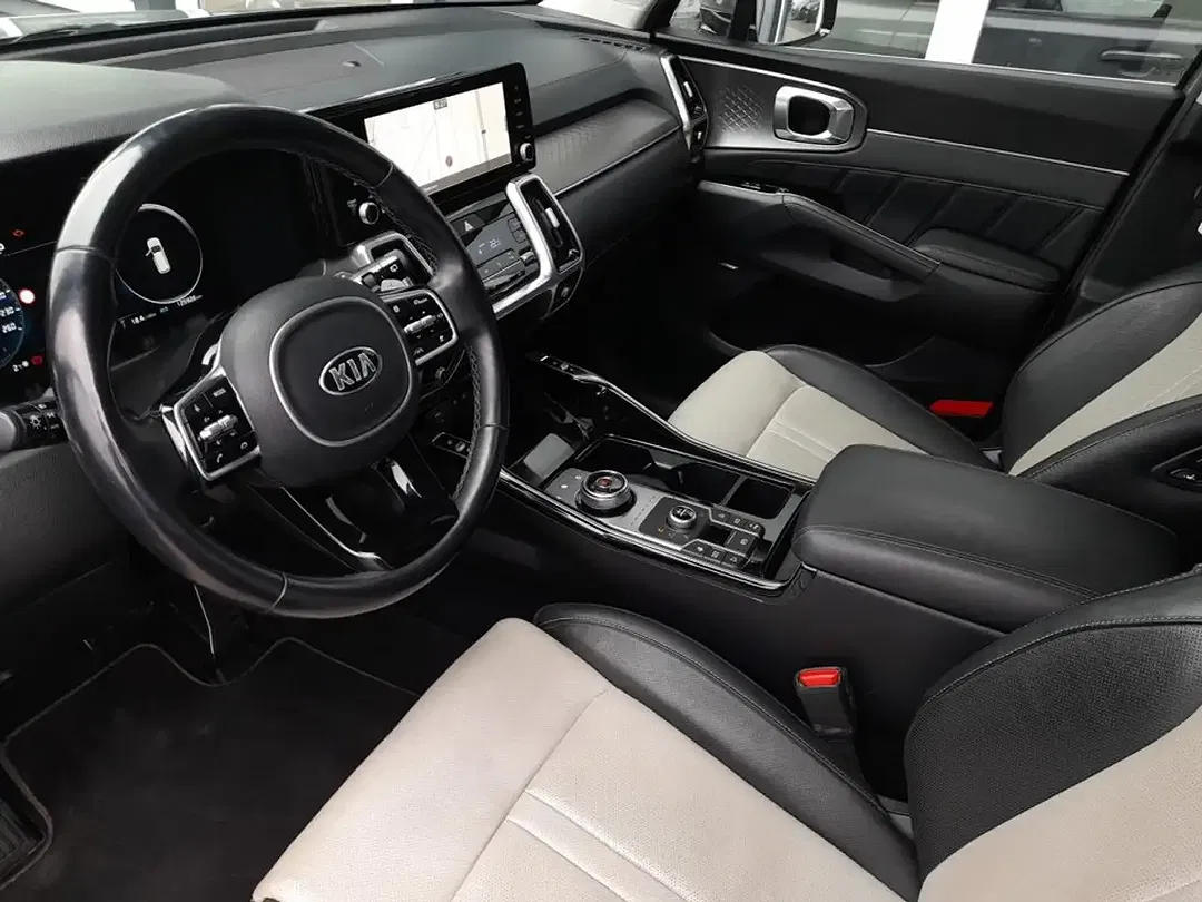 Kia Sorento PHEV 4WD - Thumbnail 9