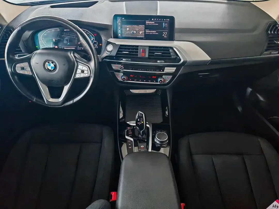BMW X3 - Thumbnail 7