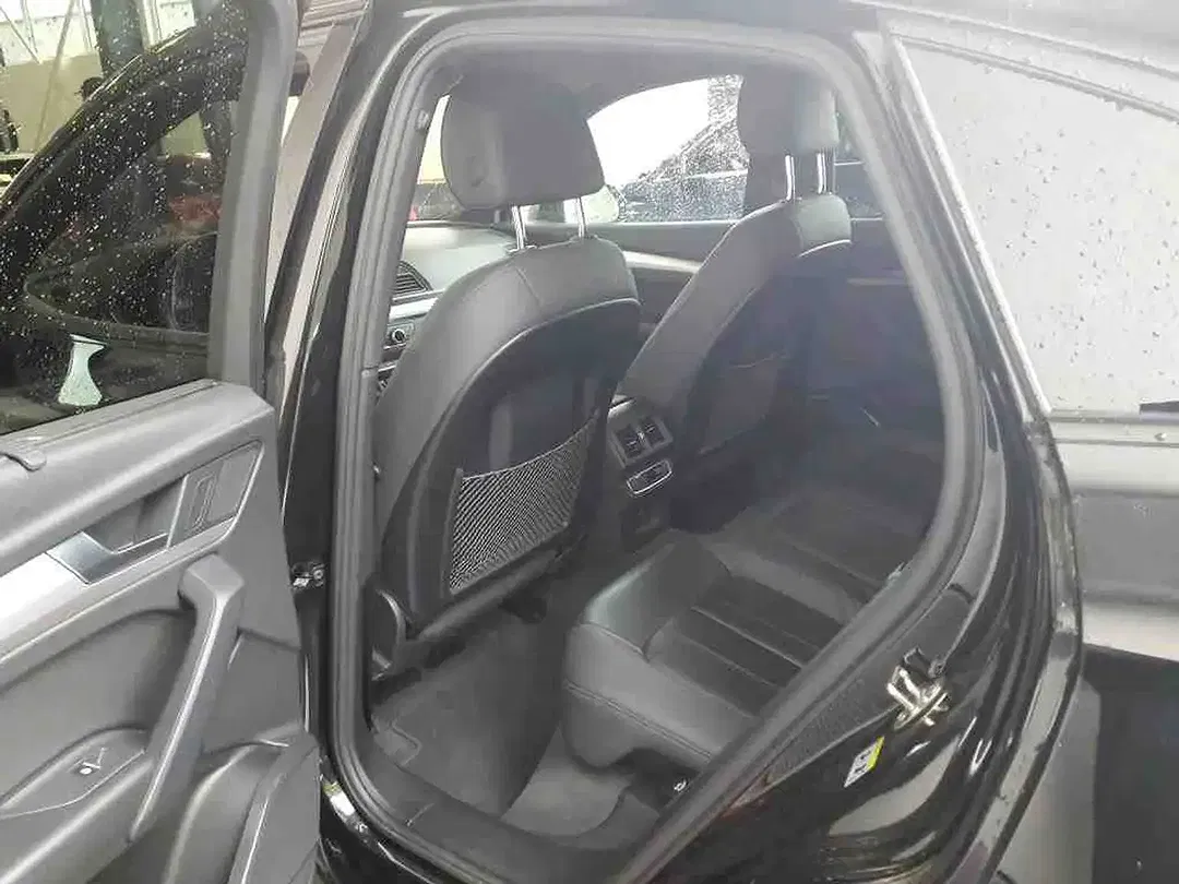 Audi Q5 50 TDI quattro Sportback S line - Thumbnail 9