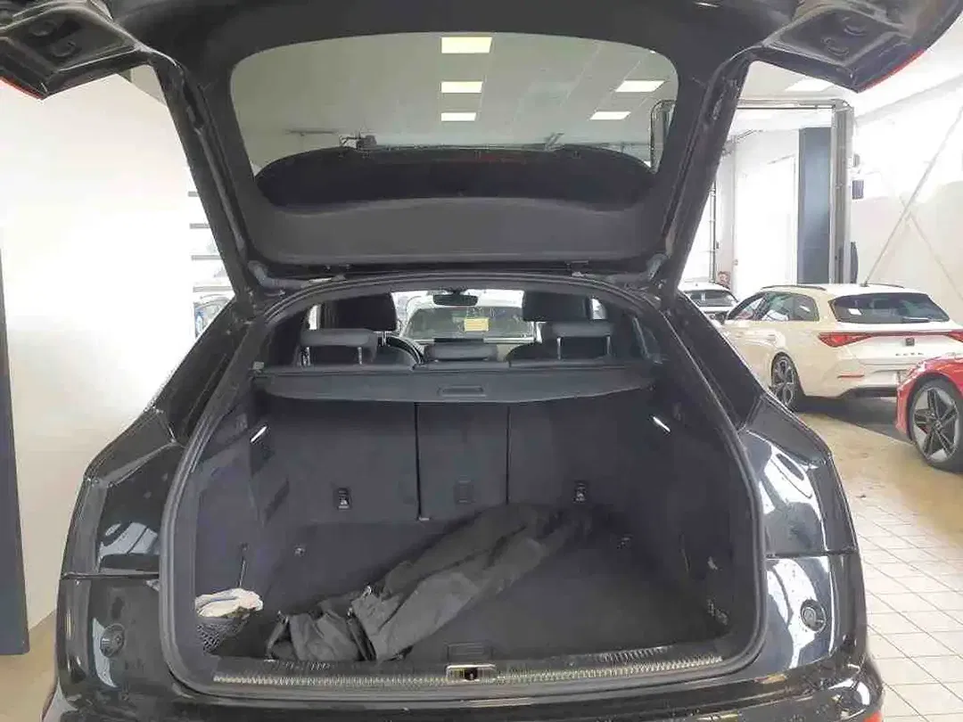Audi Q5 50 TDI quattro Sportback S line - Thumbnail 10
