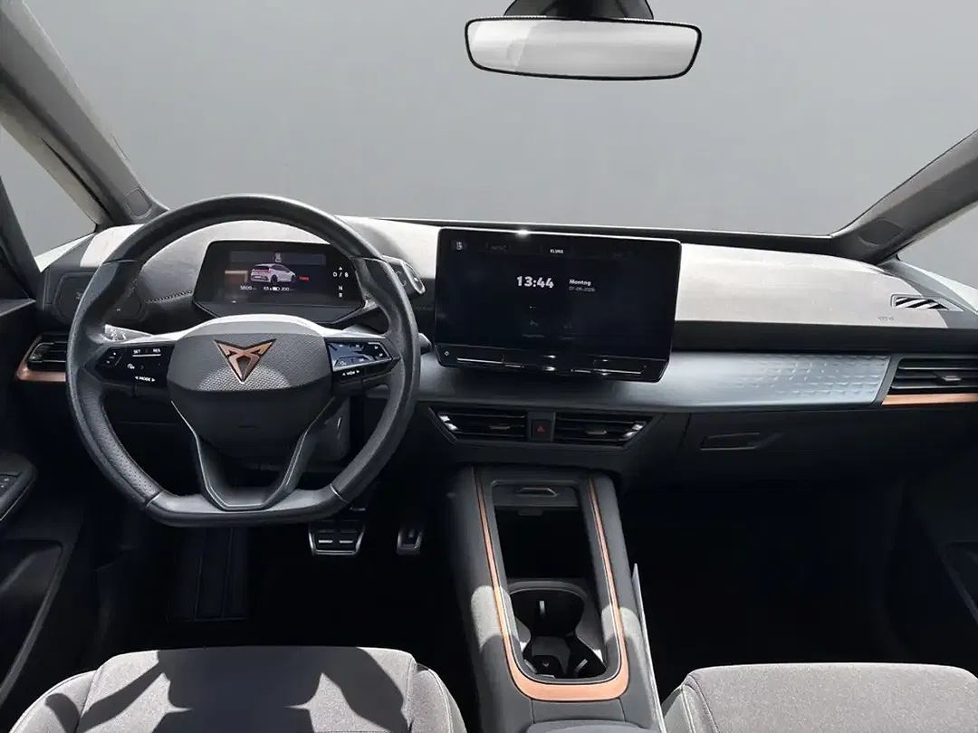 CUPRA Born - Thumbnail 11