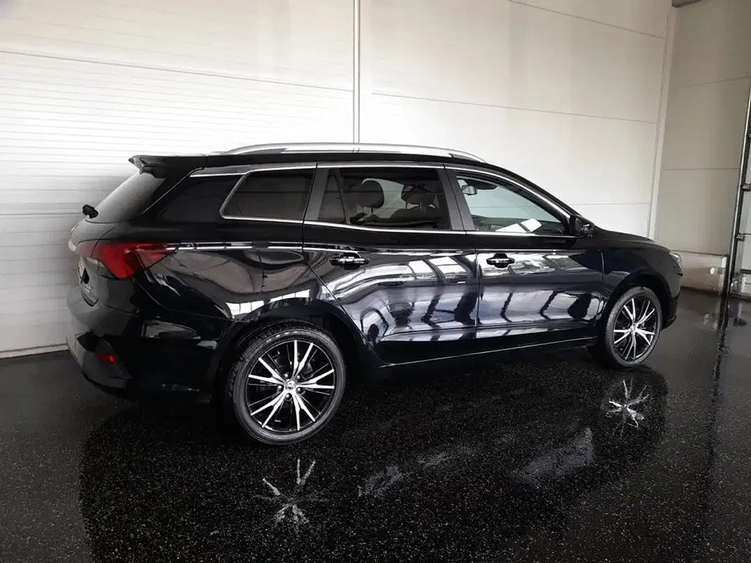MG MG5 AUT Luxury - foto 2