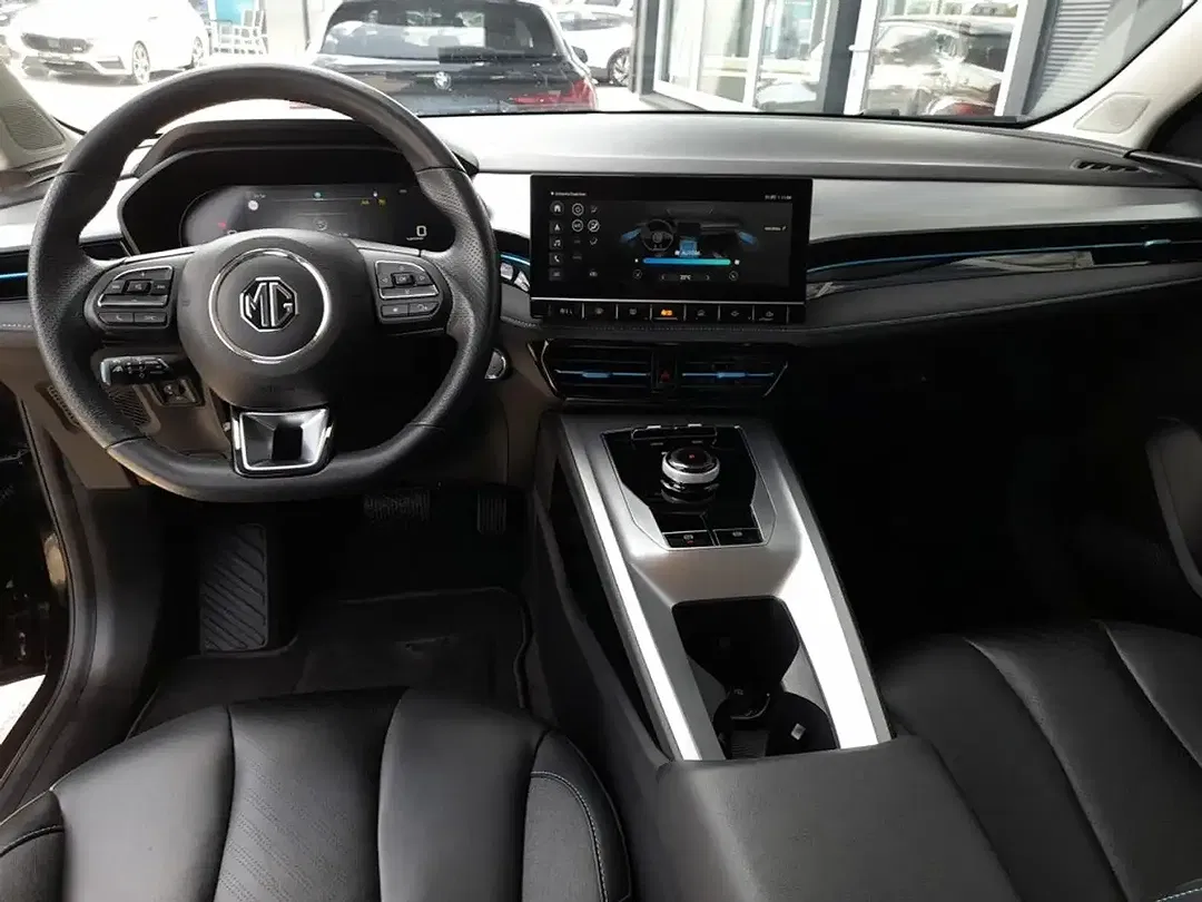 MG MG5 AUT Luxury - Thumbnail 3