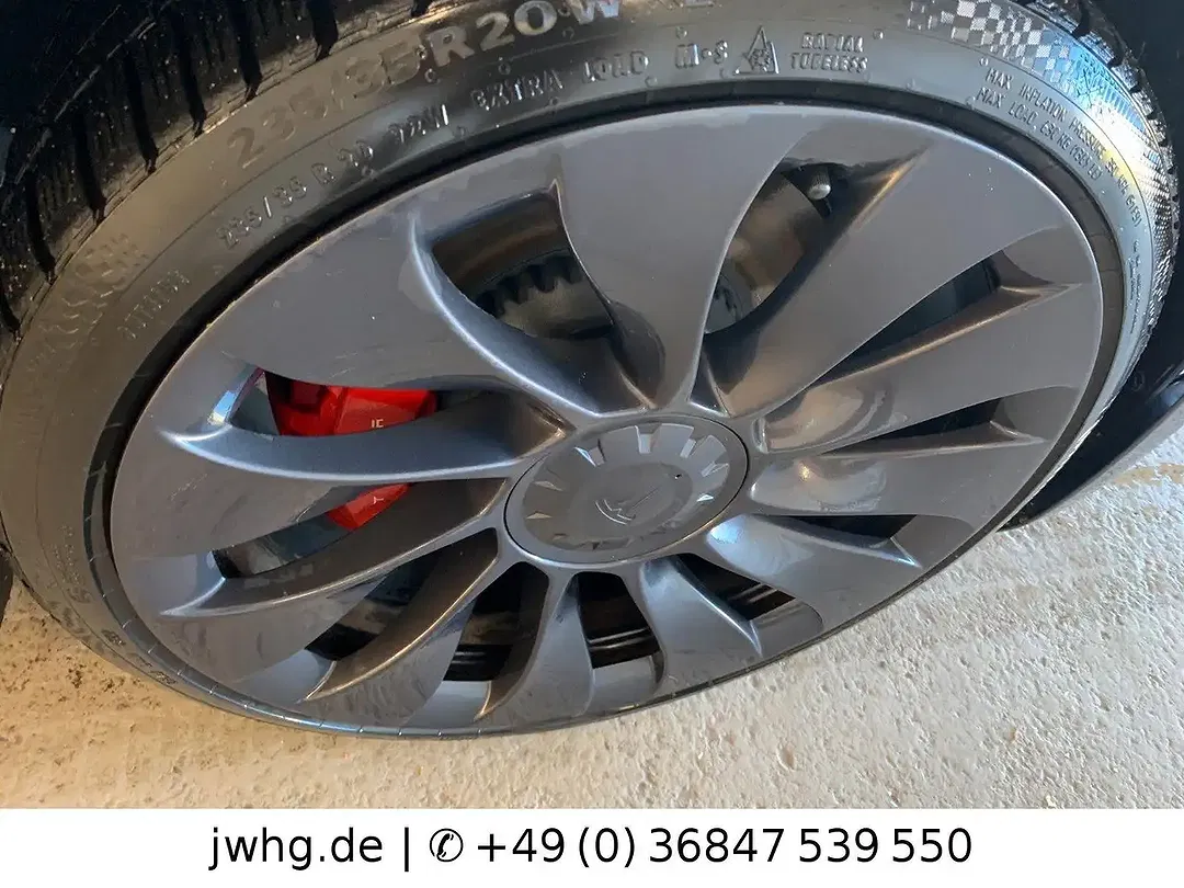Tesla Model 3 AWD Dual Motor Performance - Thumbnail 3