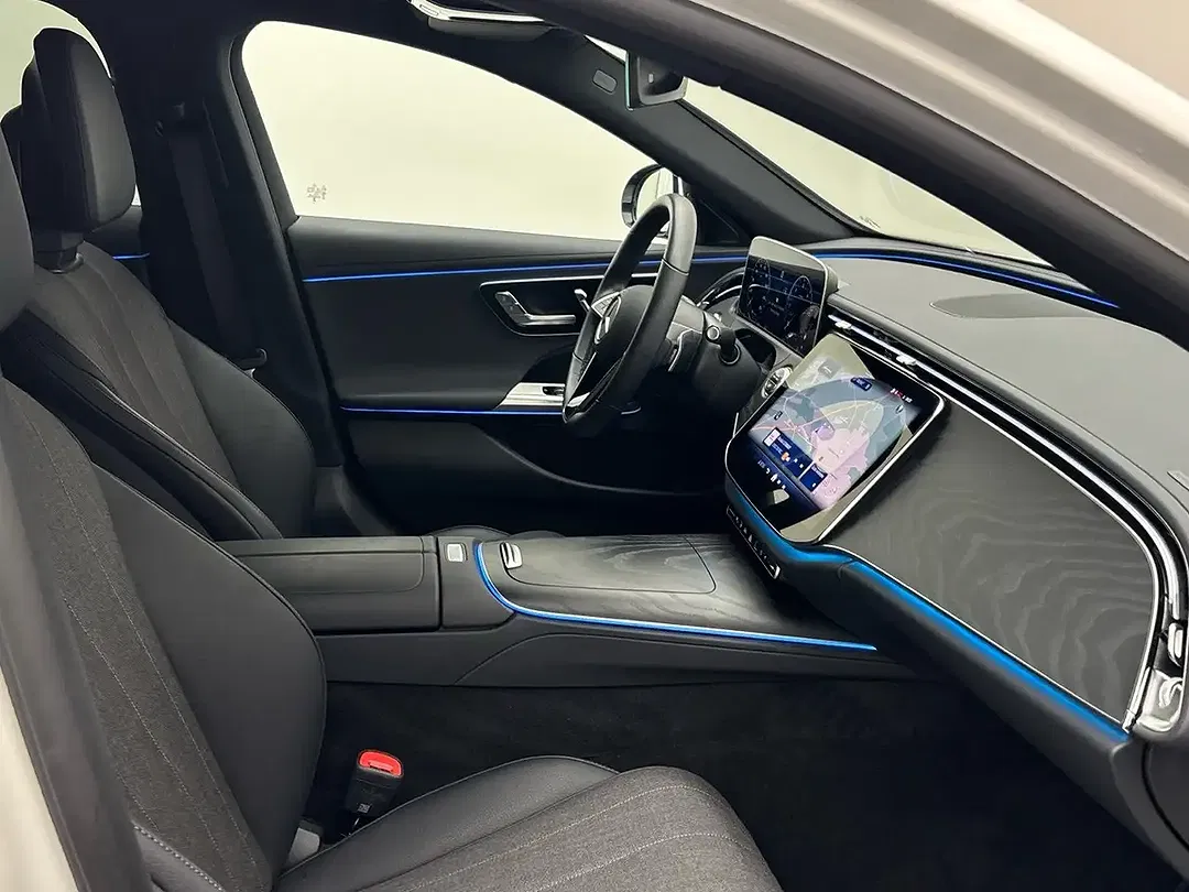 Mercedes-Benz E 220 Avantgarde - Thumbnail 13