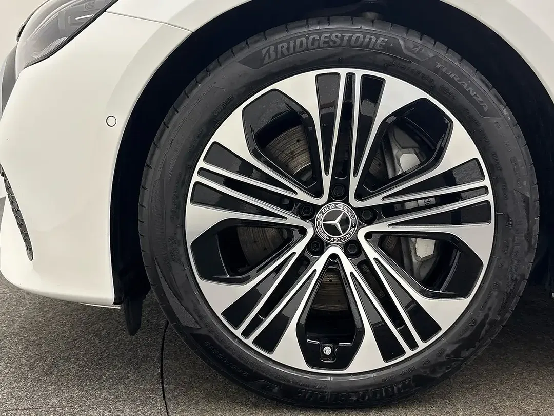 Mercedes-Benz E 220 Avantgarde - Thumbnail 7