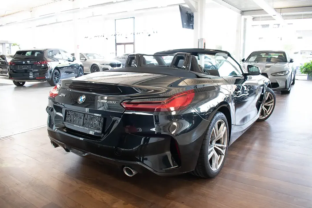 BMW Z4 sDrive M Sport - Thumbnail 4