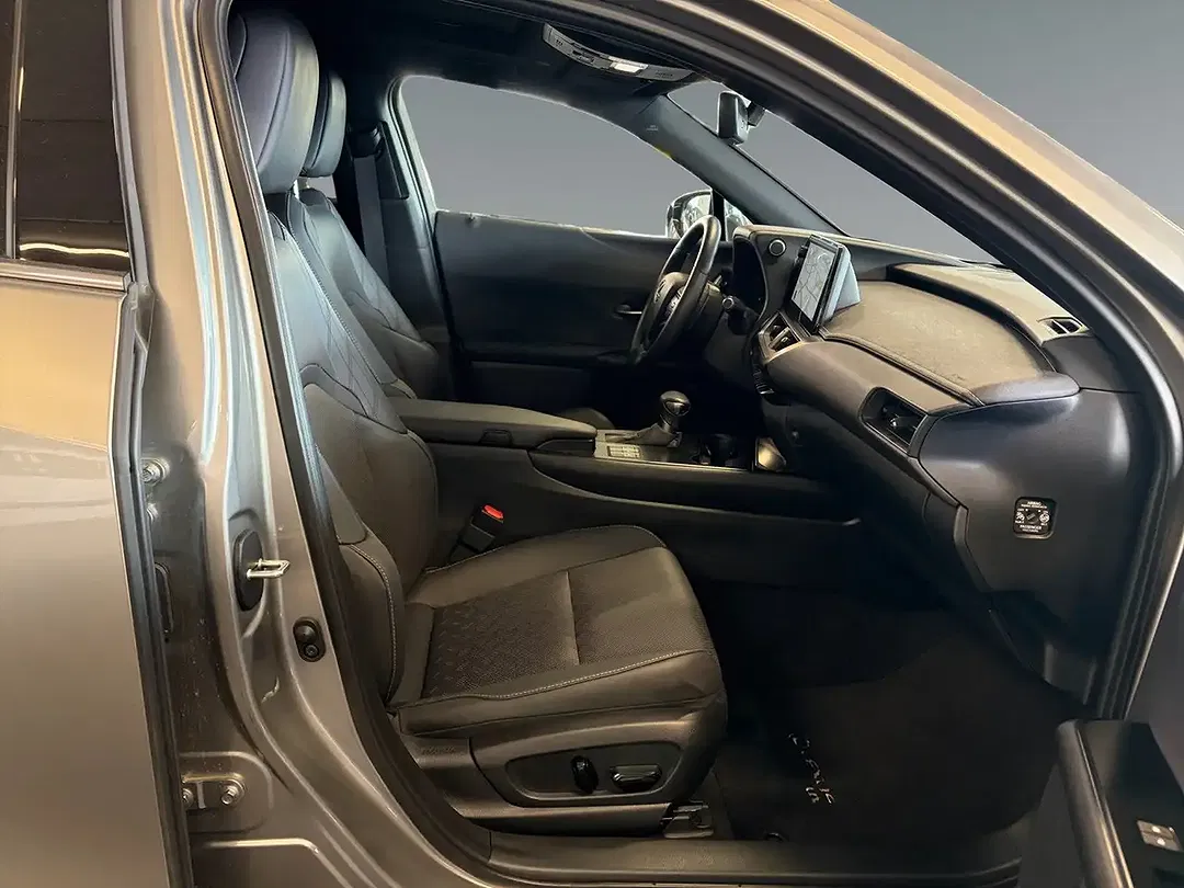 Lexus UX 250h Executive - Thumbnail 15