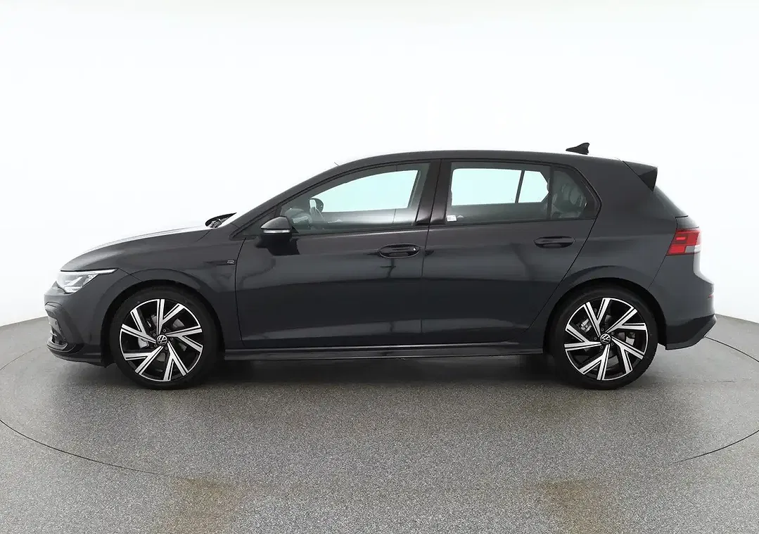 Volkswagen Golf 1.5 eTSI DSG R-Line - foto 1
