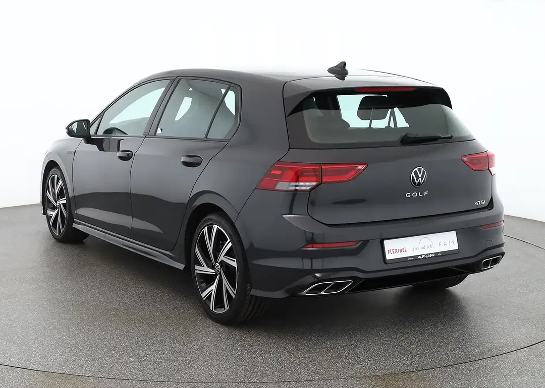 Volkswagen Golf 1.5 eTSI DSG R-Line - foto 2