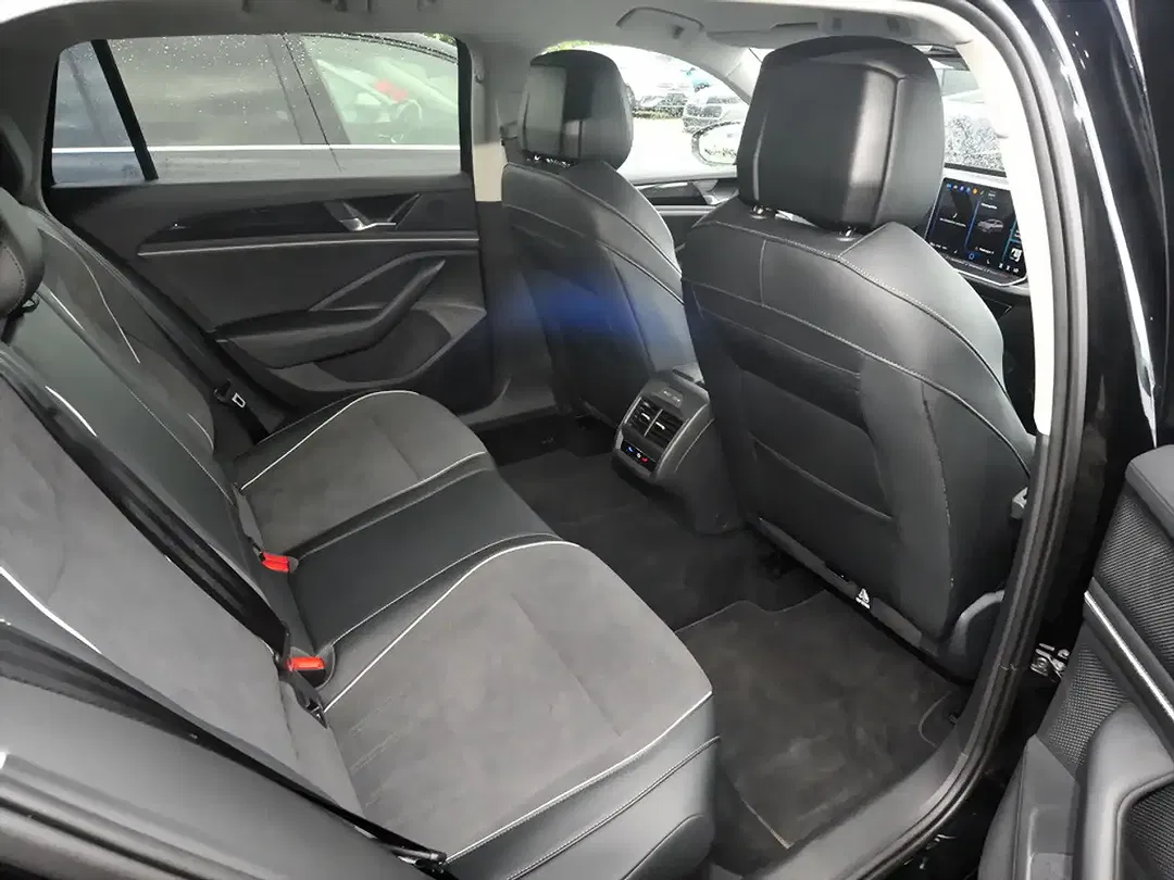Volkswagen Passat 1.5 eTSI Business - Thumbnail 8