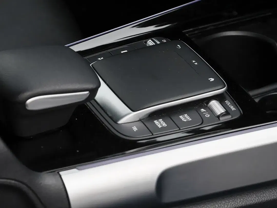 Mercedes-Benz GLB 220 4MATIC Progressive Night - Thumbnail 6