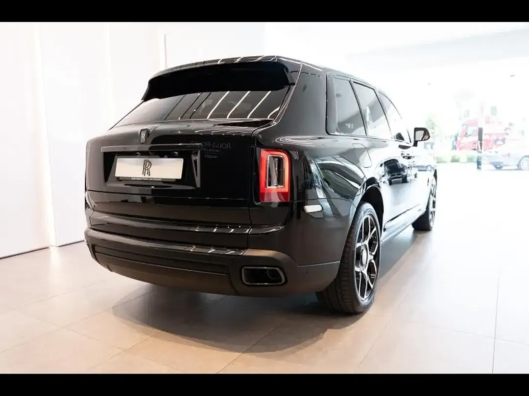 Rolls-Royce Cullinan Black Badge - Thumbnail 13