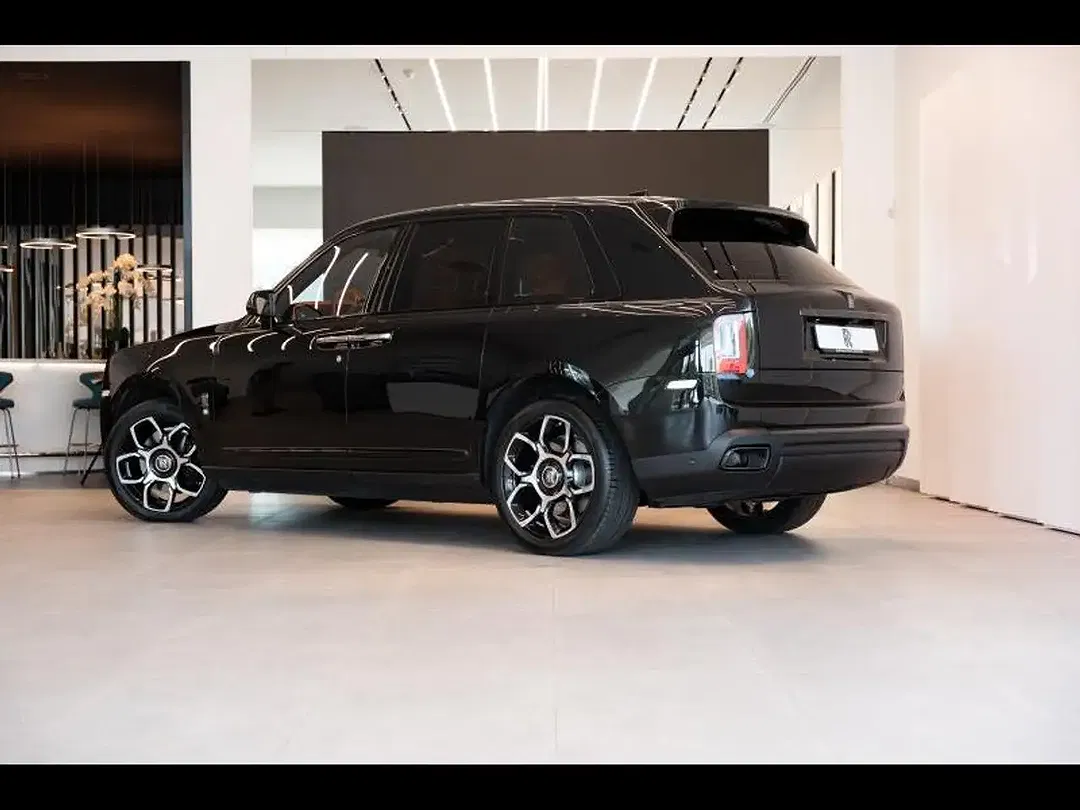 Rolls-Royce Cullinan Black Badge - Thumbnail 5