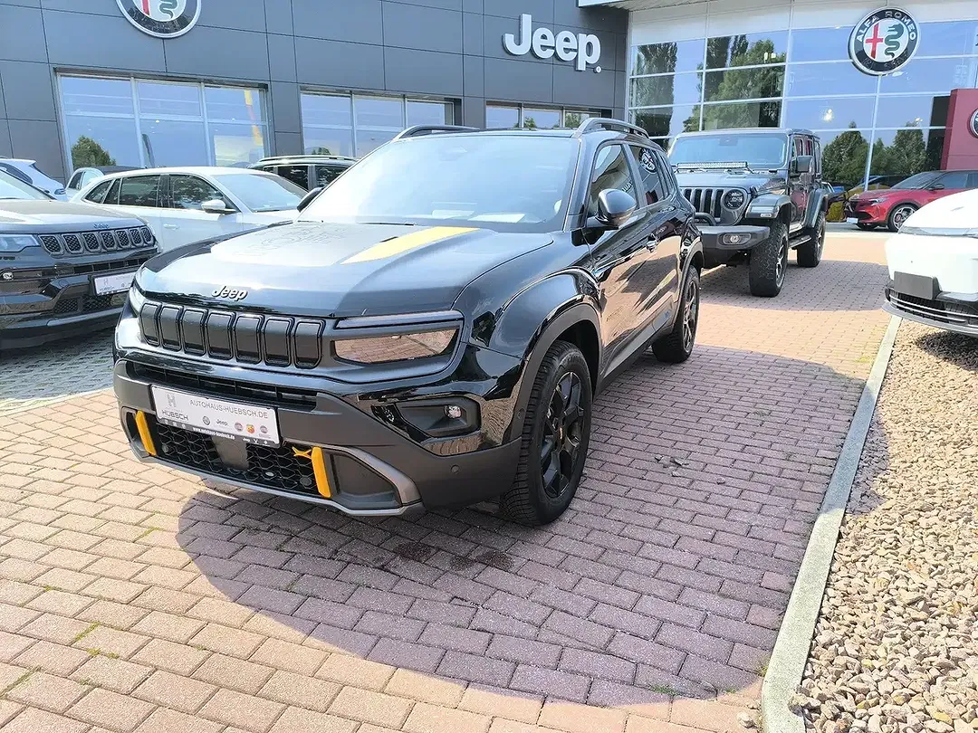 Jeep Avenger MHEV 4xe The North Face - Thumbnail 3