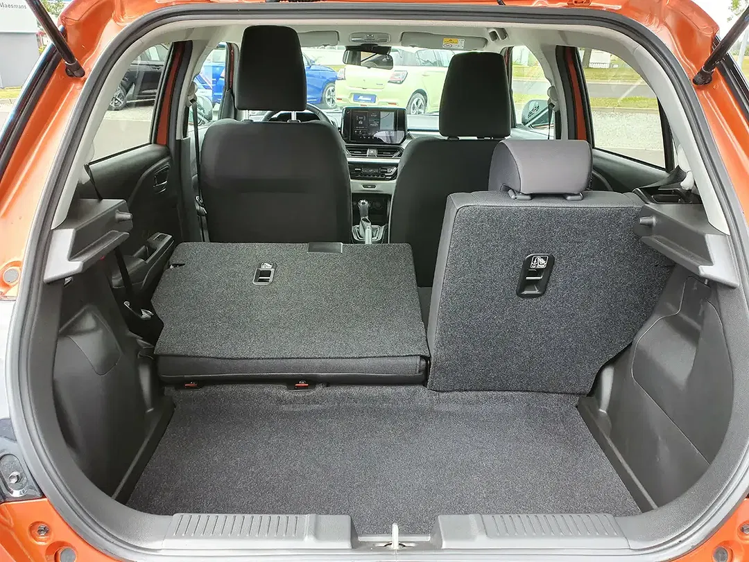 Suzuki Swift Hybrid 1.2 Dualjet Comfort - Thumbnail 10