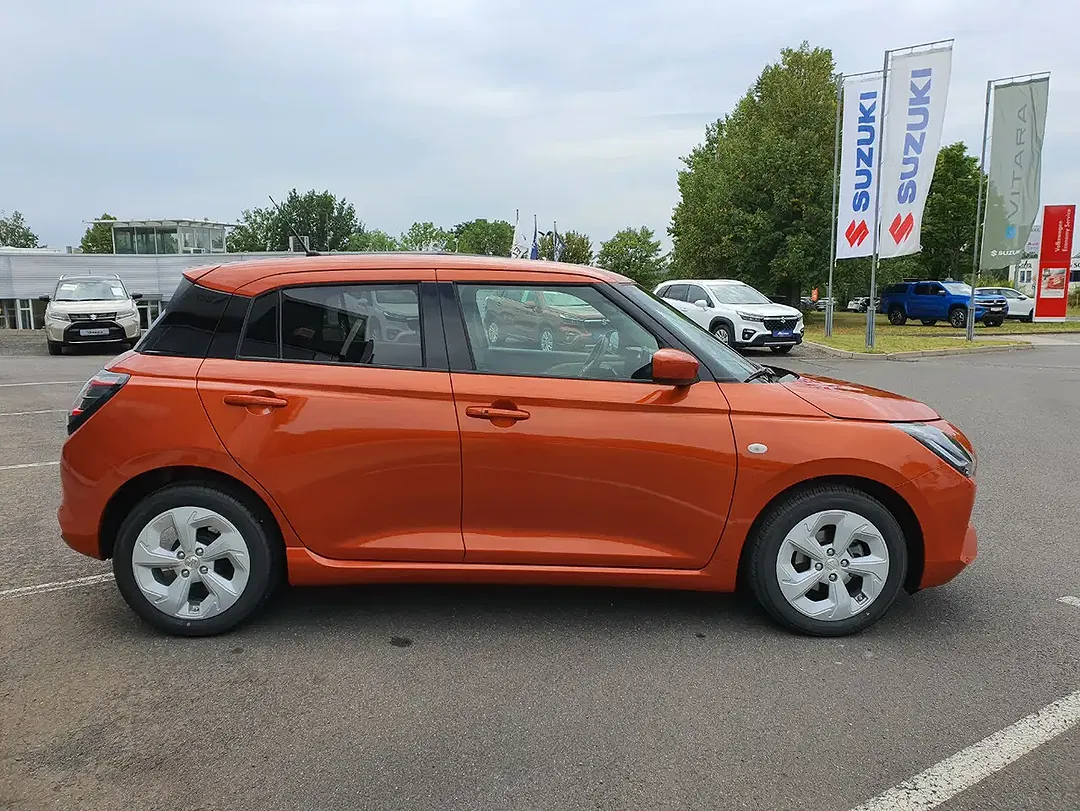 Suzuki Swift Hybrid 1.2 Dualjet Comfort - Thumbnail 4