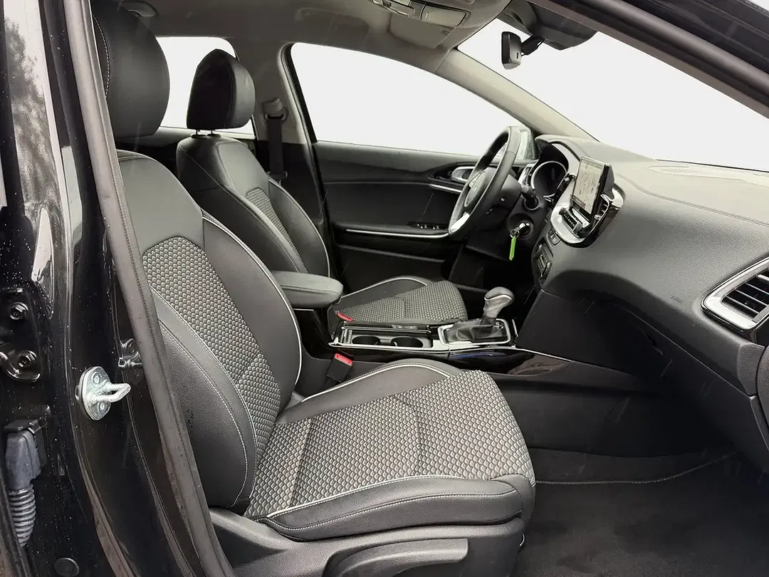 Kia XCeed 1.5 - Thumbnail 12