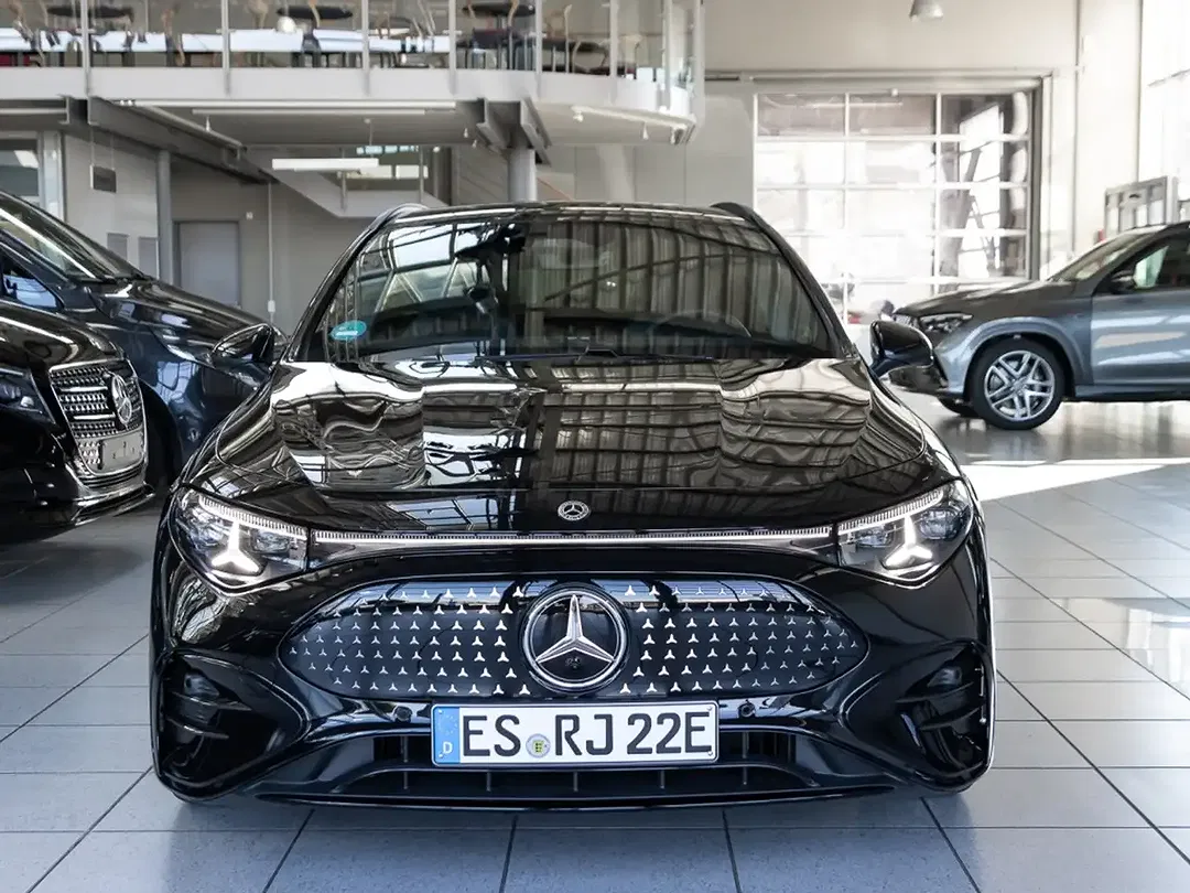 Mercedes-Benz CLA 350 EQ 4MATIC AMG Line - Thumbnail 8