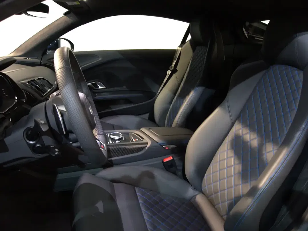 Audi R8 V10 quattro performance - Thumbnail 5
