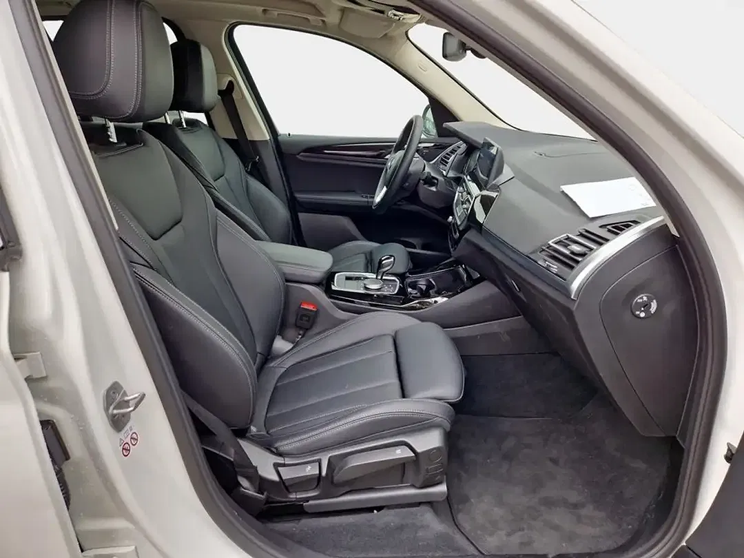 BMW X3 - Thumbnail 13