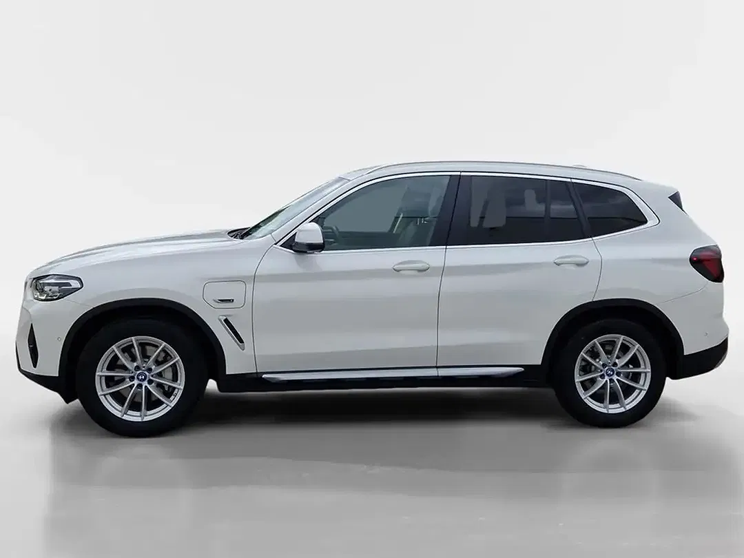 BMW X3 - Thumbnail 3