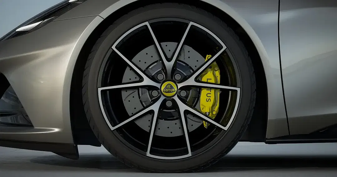 Lotus Emira V6 SE - Thumbnail 9