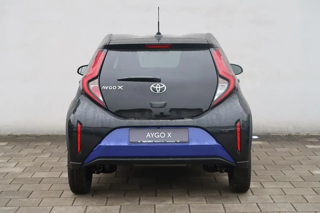 Toyota Aygo X CVT Teamplayer - Thumbnail 4
