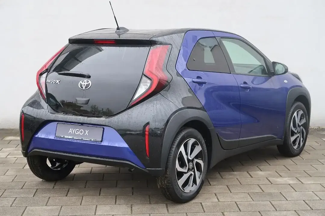 Toyota Aygo X CVT Teamplayer - Thumbnail 5