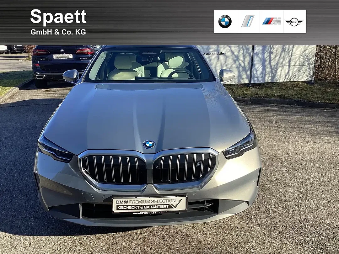 BMW i5 eDrive - Afbeelding 1