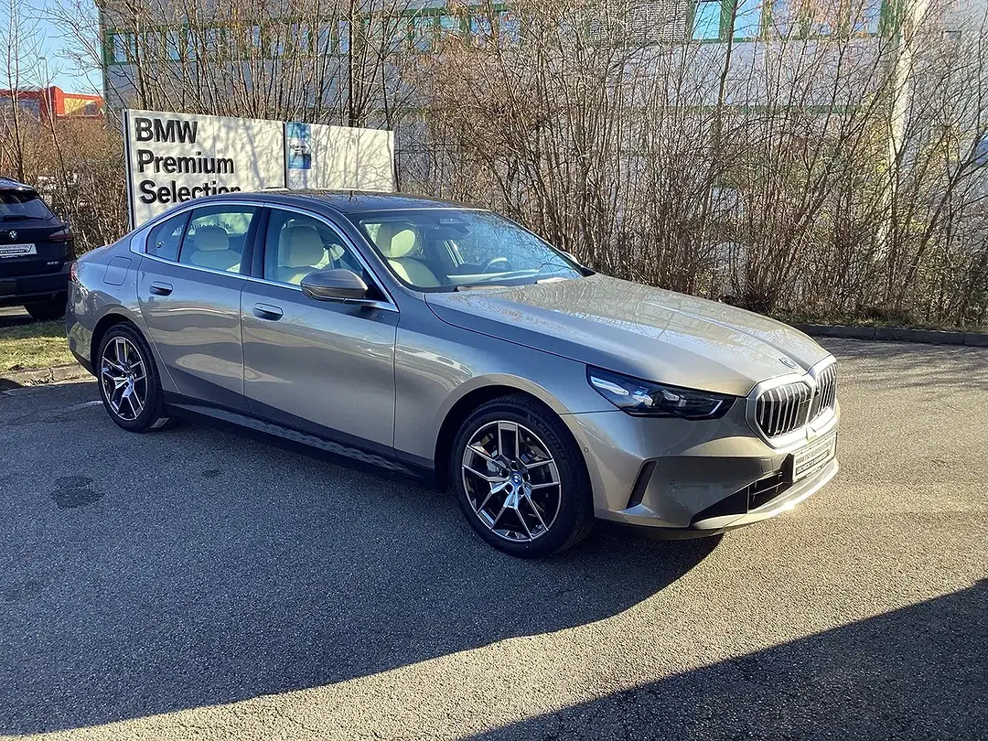BMW i5 eDrive - Thumbnail 5