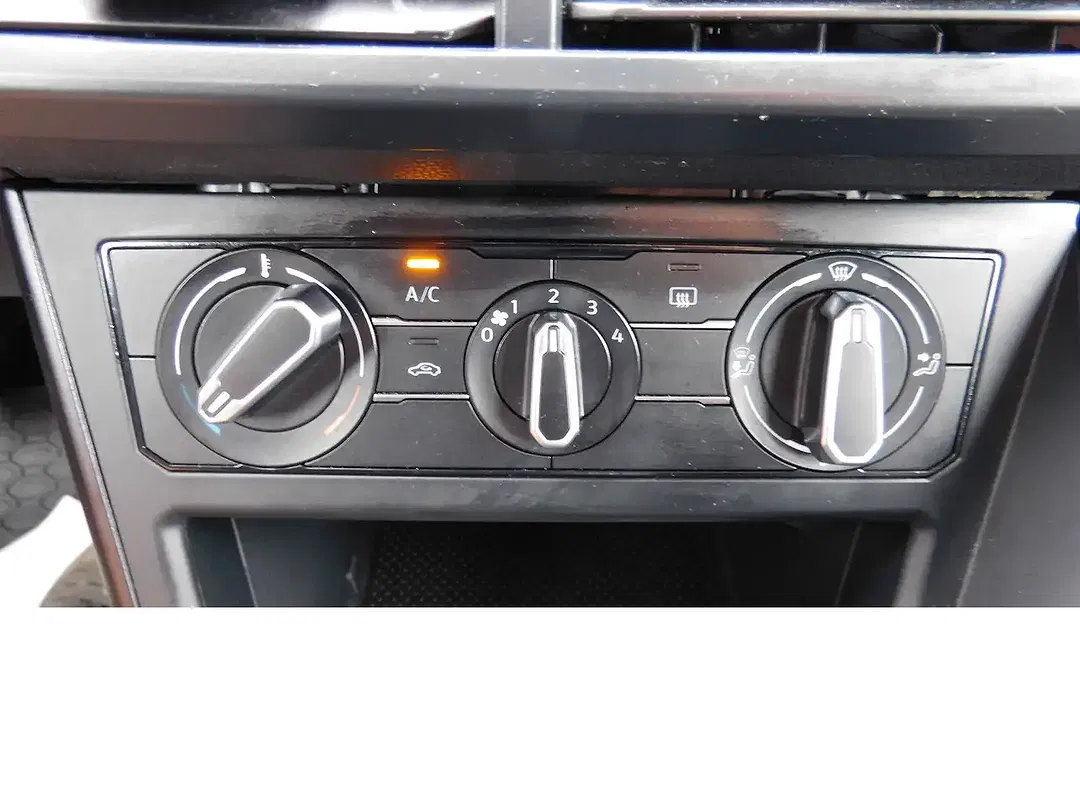 Volkswagen Taigo 1.0 TSI BlueMotion - Thumbnail 7