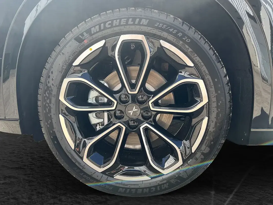 Xpeng G6 AWD Performance - Thumbnail 4