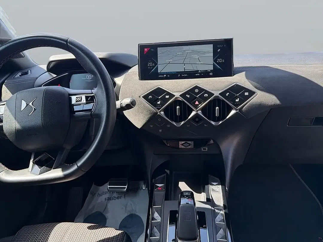 DS Automobiles DS 3 - Thumbnail 9