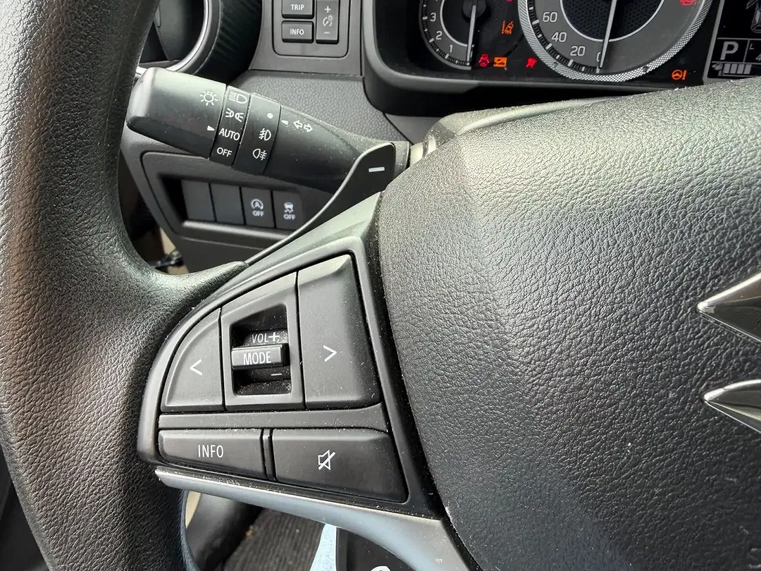 Suzuki Ignis CVT AUT Comfort+ - Thumbnail 10