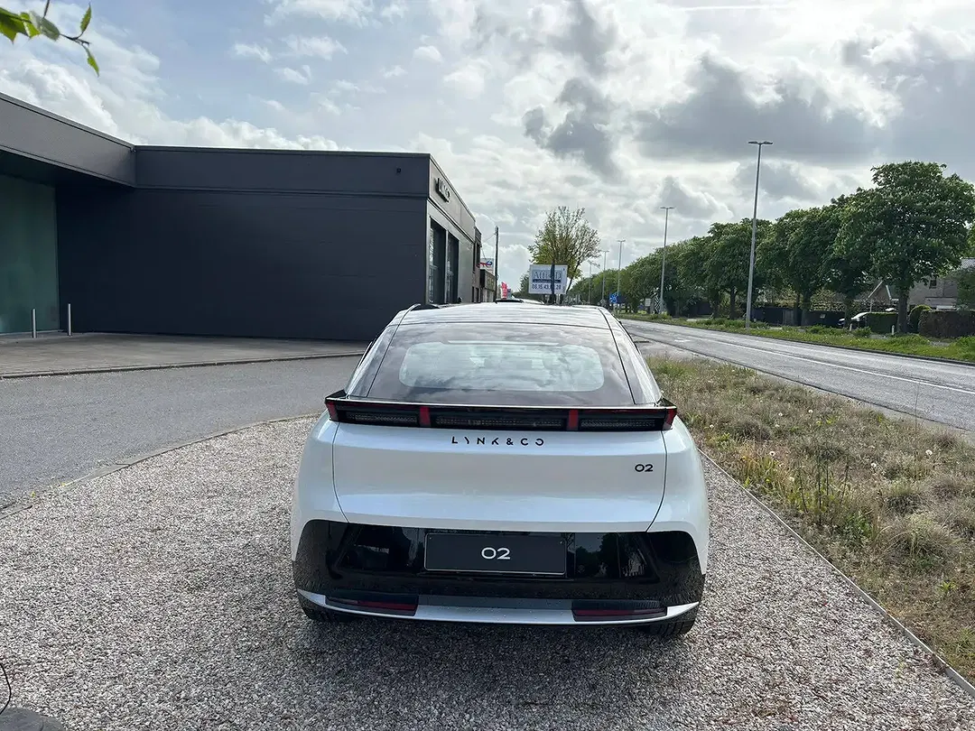 Lynk & Co 02 - Thumbnail 4