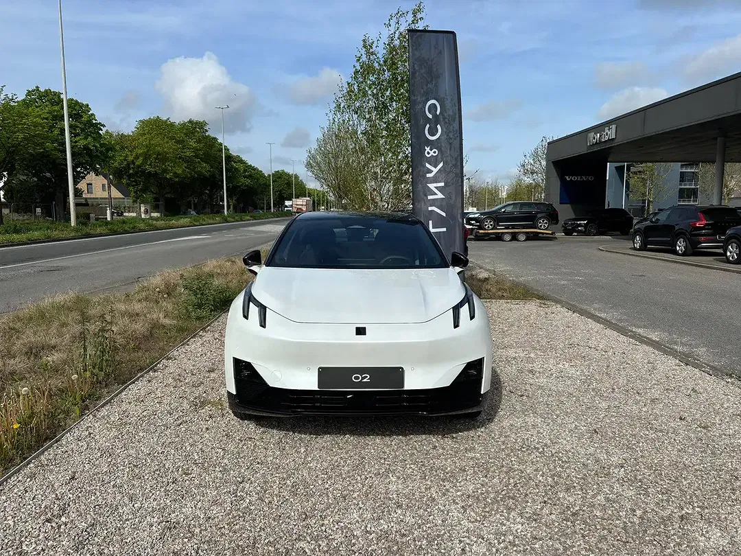 Lynk & Co 02 - Thumbnail 8