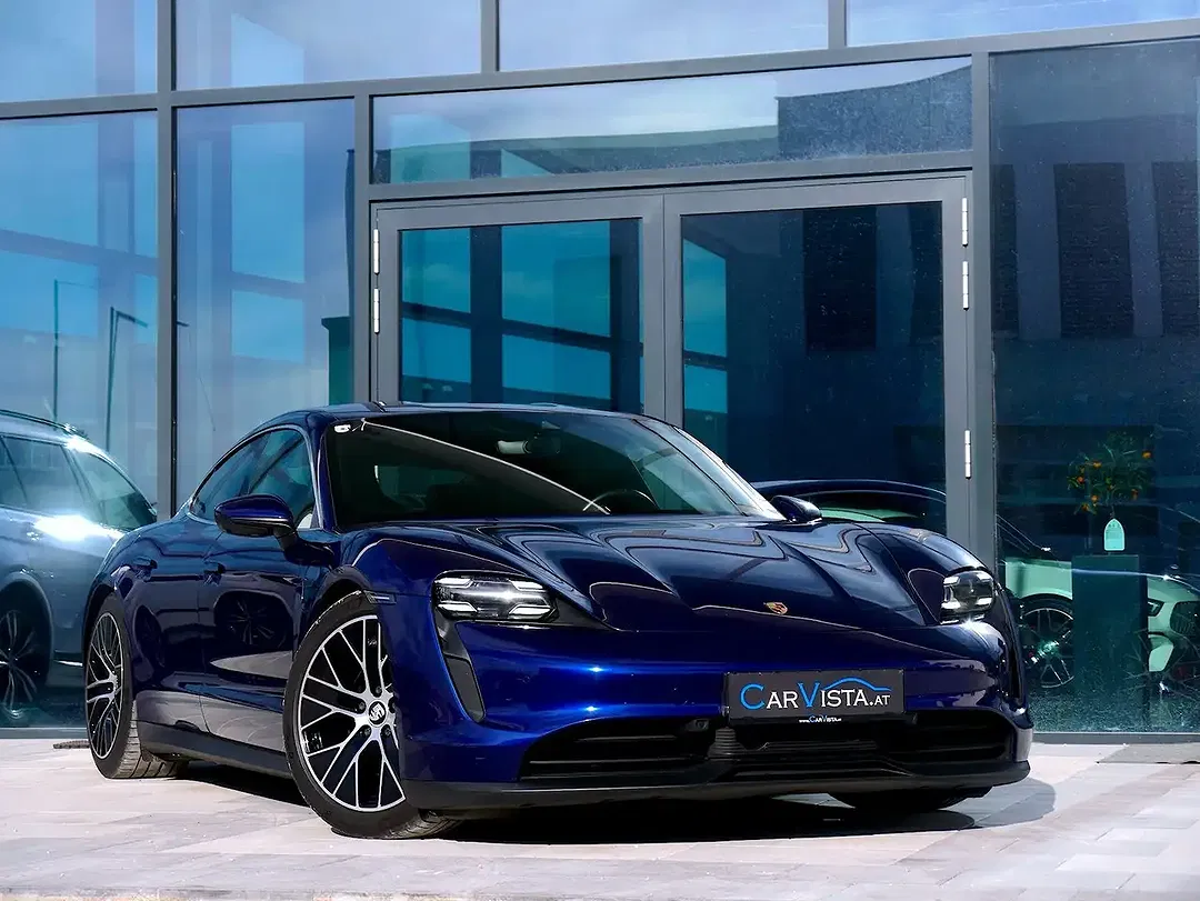 Porsche Taycan Plus - Thumbnail 3