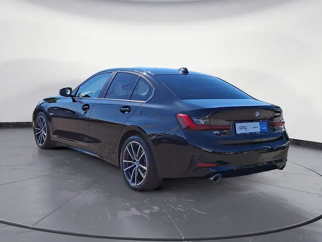 BMW 320 Advantage - Thumbnail 3