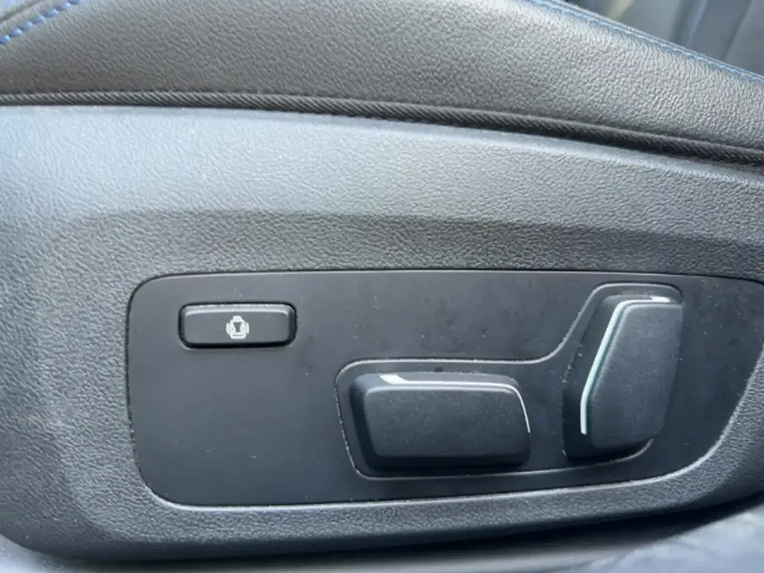BMW i4 eDrive Gran Coupe - Thumbnail 14