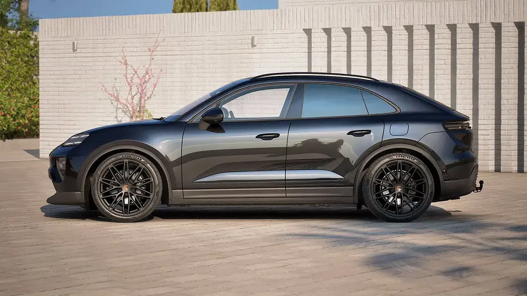 Porsche Macan 4 Sport Chrono - Thumbnail 3