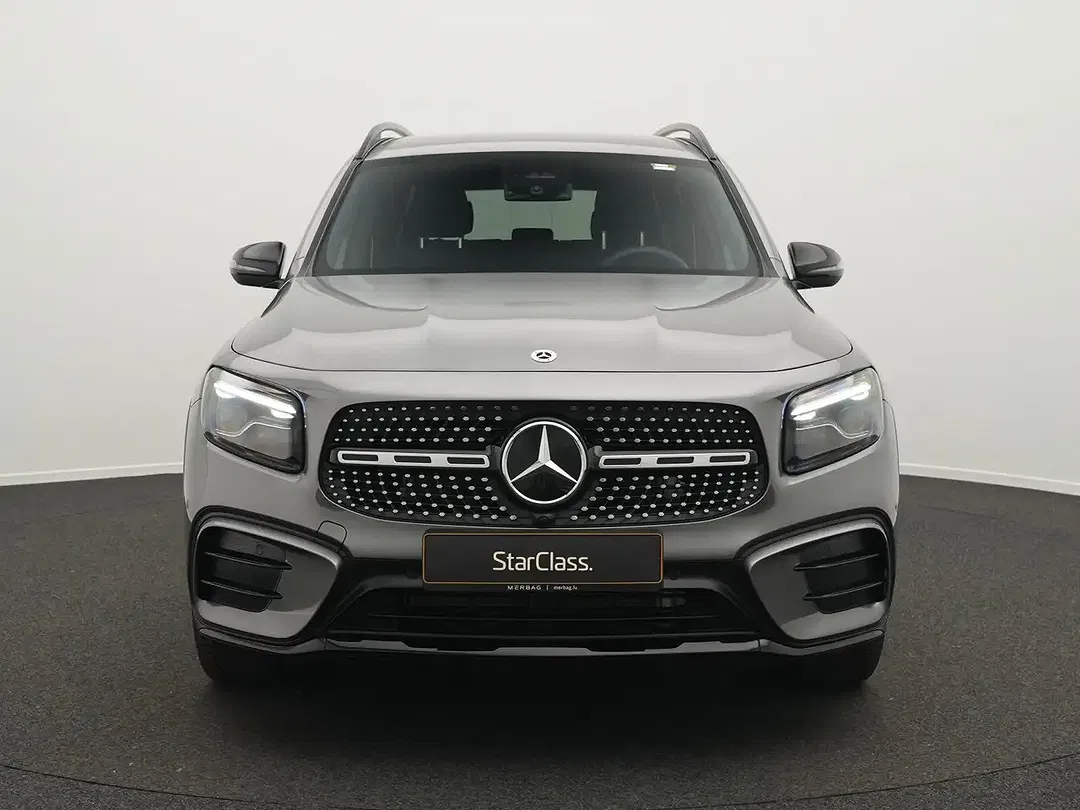 Mercedes-Benz GLB 200 Night AMG Line - Thumbnail 2