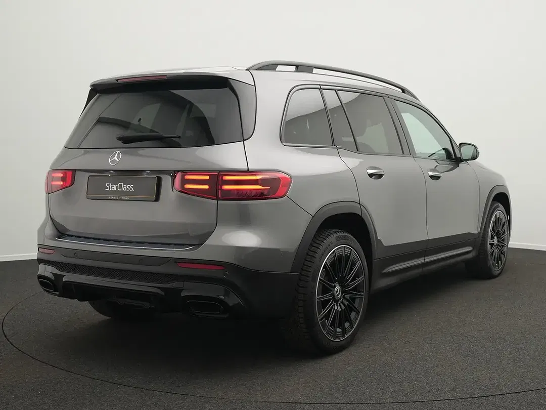 Mercedes-Benz GLB 200 Night AMG Line - Thumbnail 3