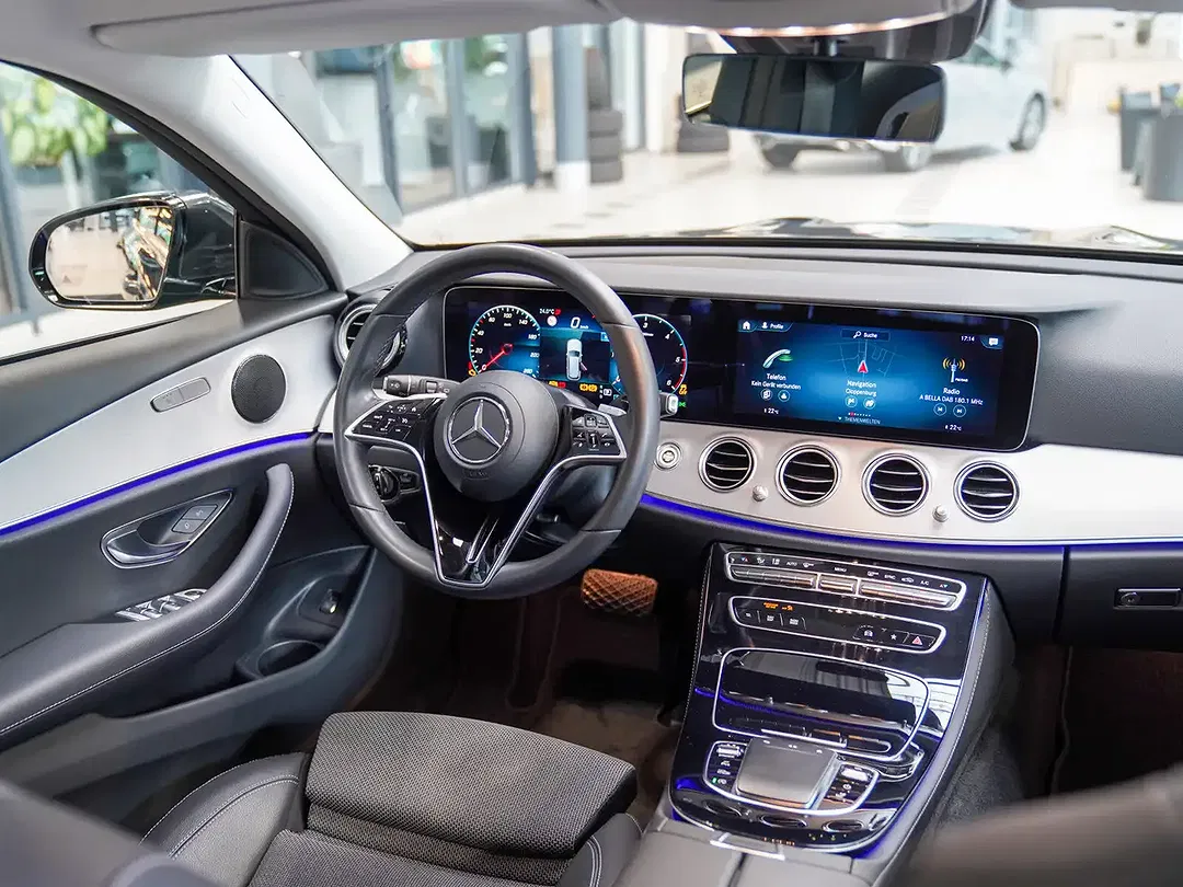 Mercedes-Benz E 220 Avantgarde - Thumbnail 10