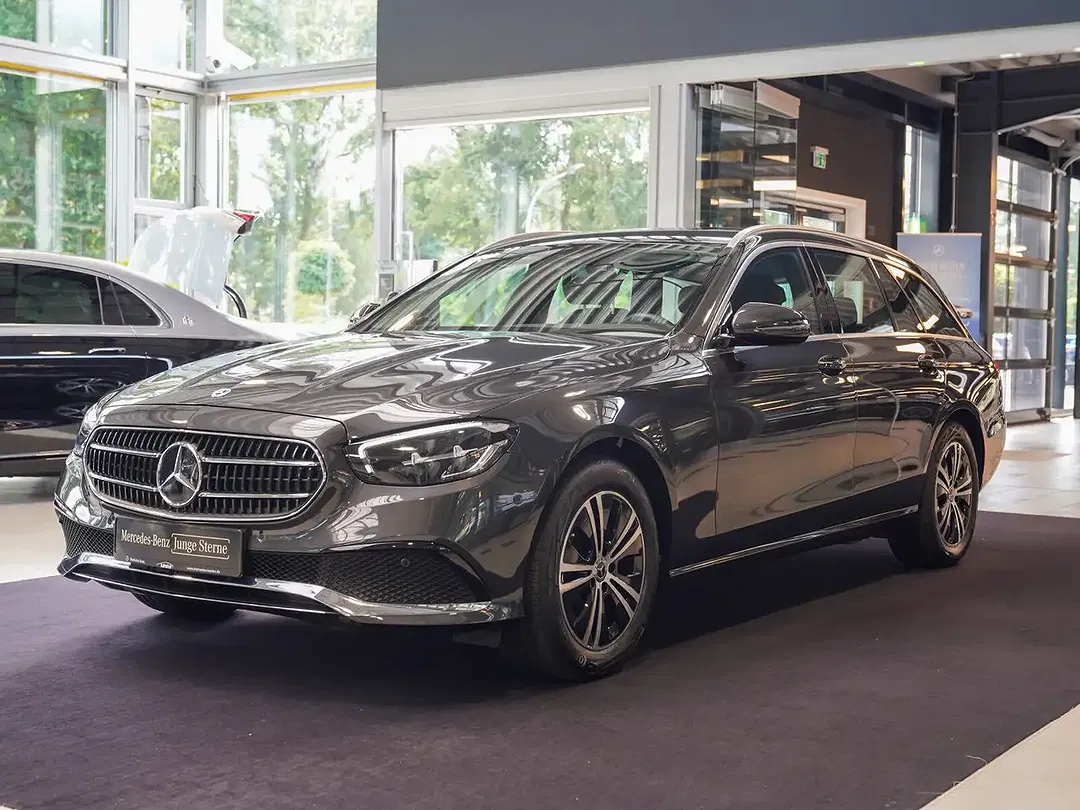 Mercedes-Benz E 220 Avantgarde - Thumbnail 6