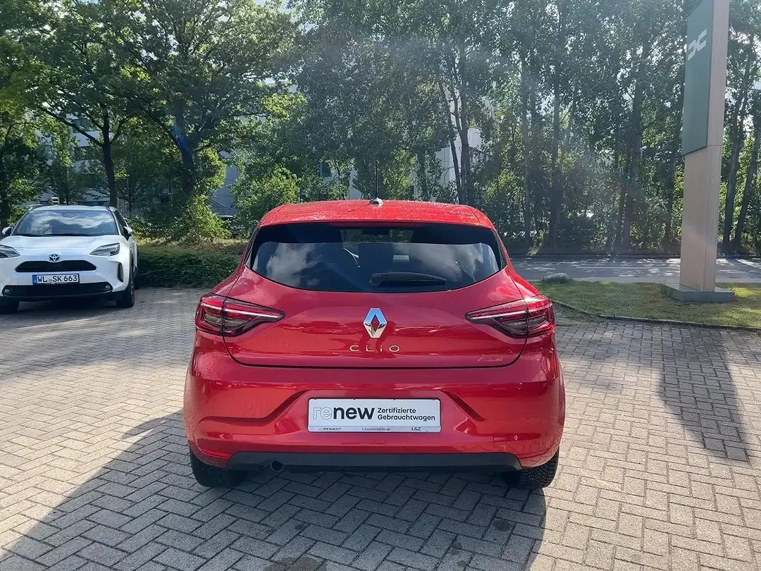 Renault Clio TCe Experience - Thumbnail 3