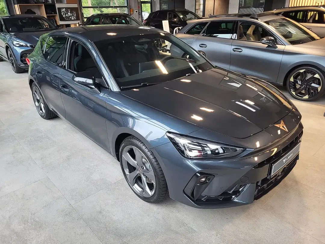 CUPRA Leon 1.5 PHEV DSG - Thumbnail 1