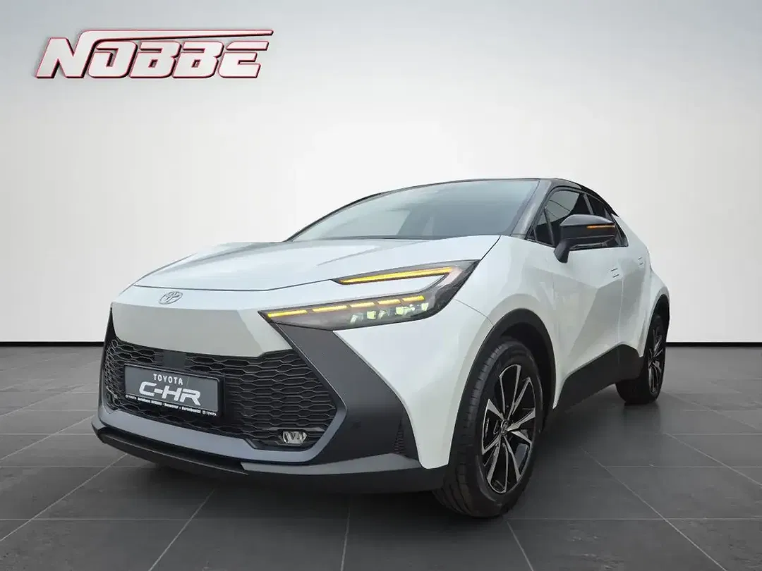 Toyota C-HR Hybrid Teamplayer - Thumbnail 1