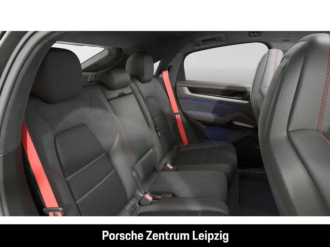 Porsche Cayenne GTS Coupe - Thumbnail 10
