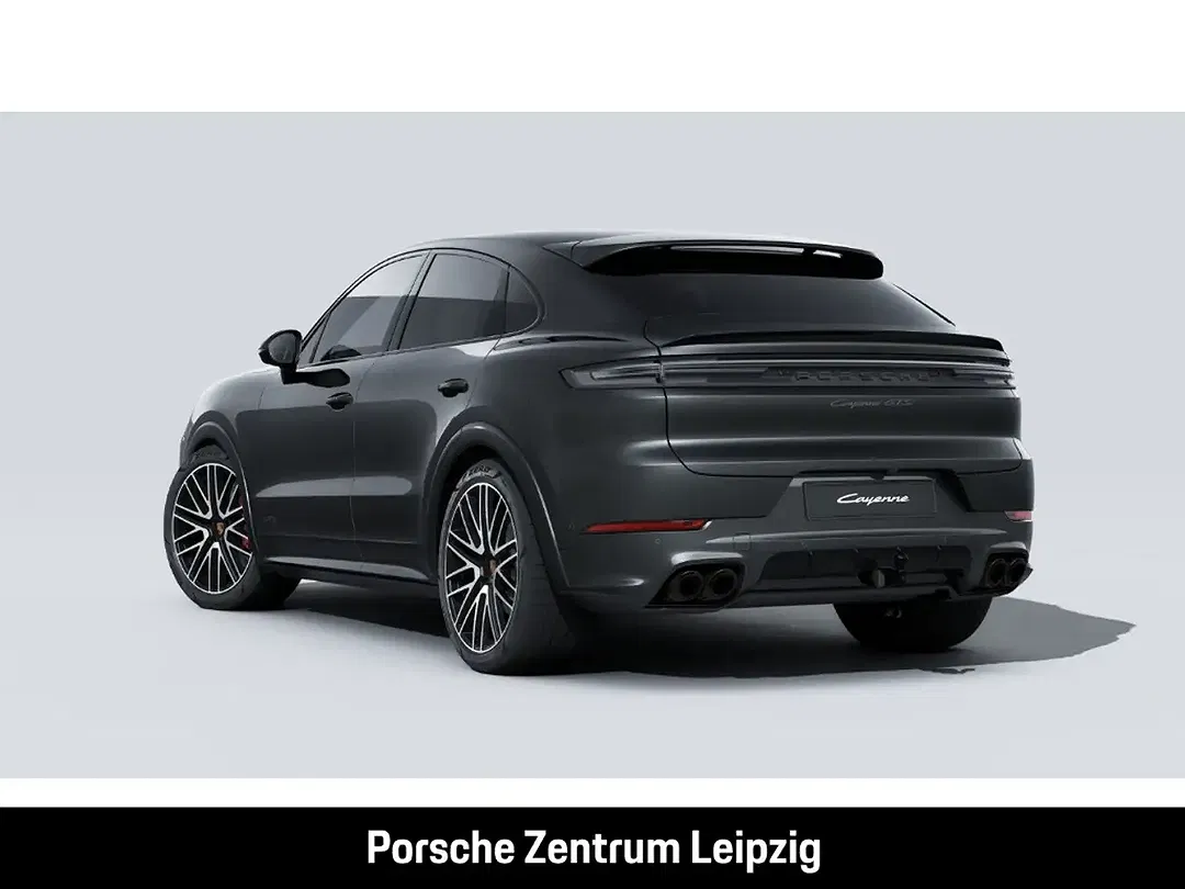 Porsche Cayenne GTS Coupe - Thumbnail 4